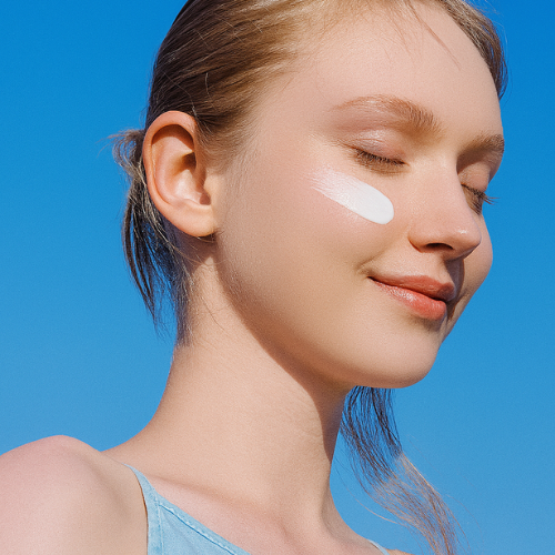 SKIN1004 - Protetor Solar Madagascar Centella Hyalu-Cica Water-Fit SN Serum SPF50+ PA++++ 50ml